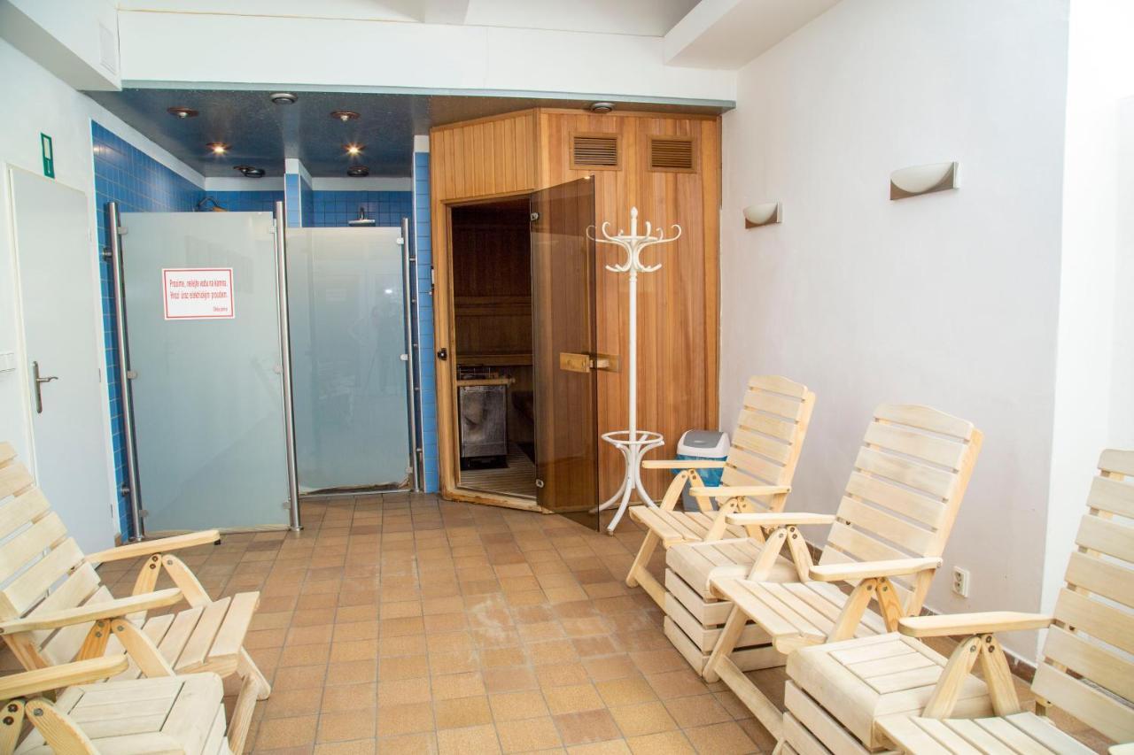 Wellness Hotel Central Klatovy Dış mekan fotoğraf